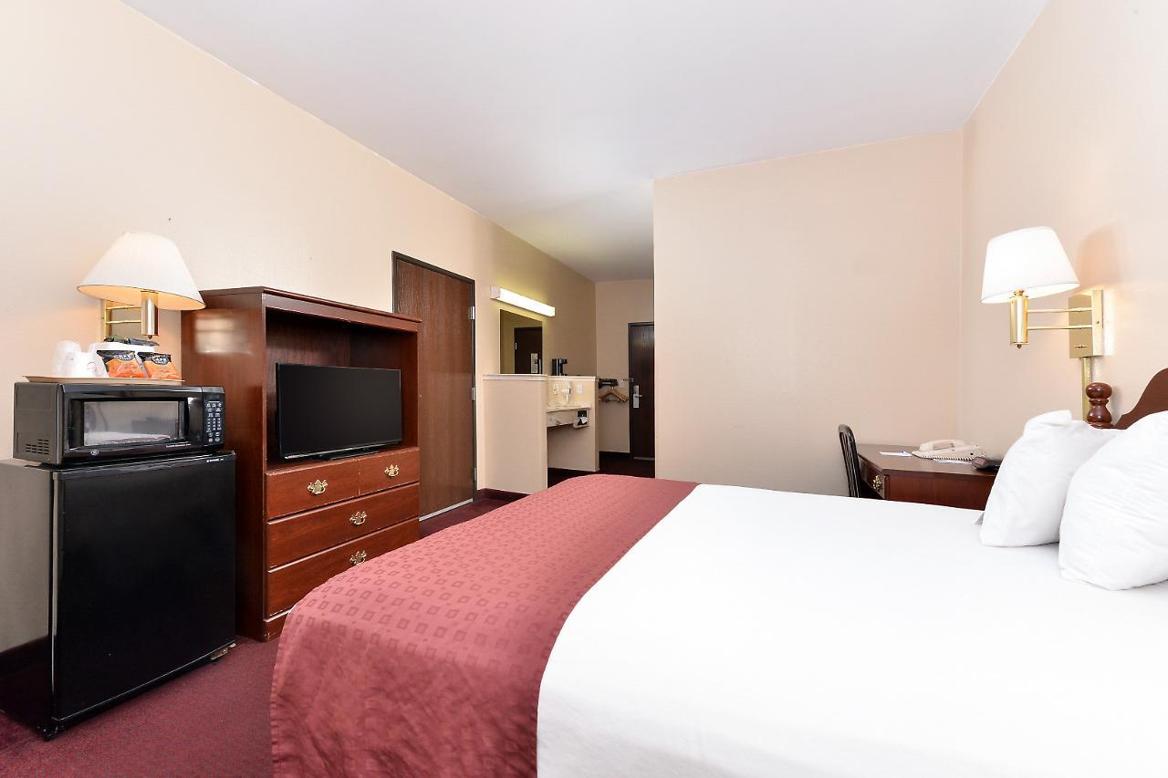 Americas Best Value Inn Somerville Texas Esterno foto
