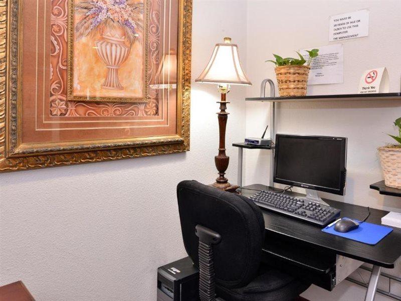 Americas Best Value Inn Somerville Texas Esterno foto