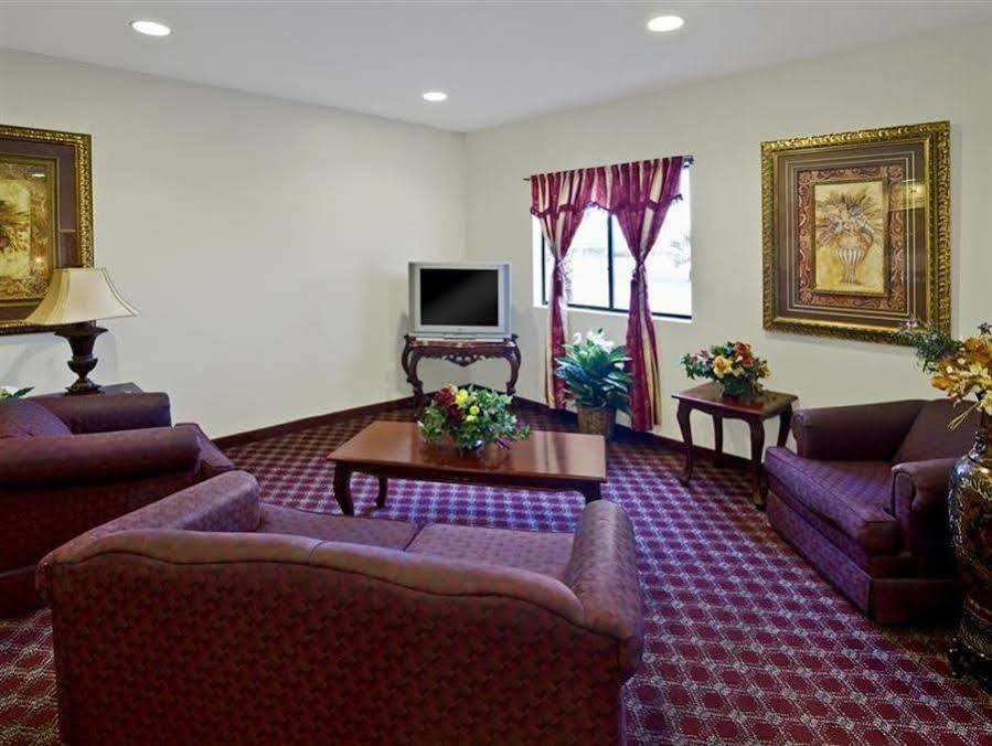 Americas Best Value Inn Somerville Texas Esterno foto