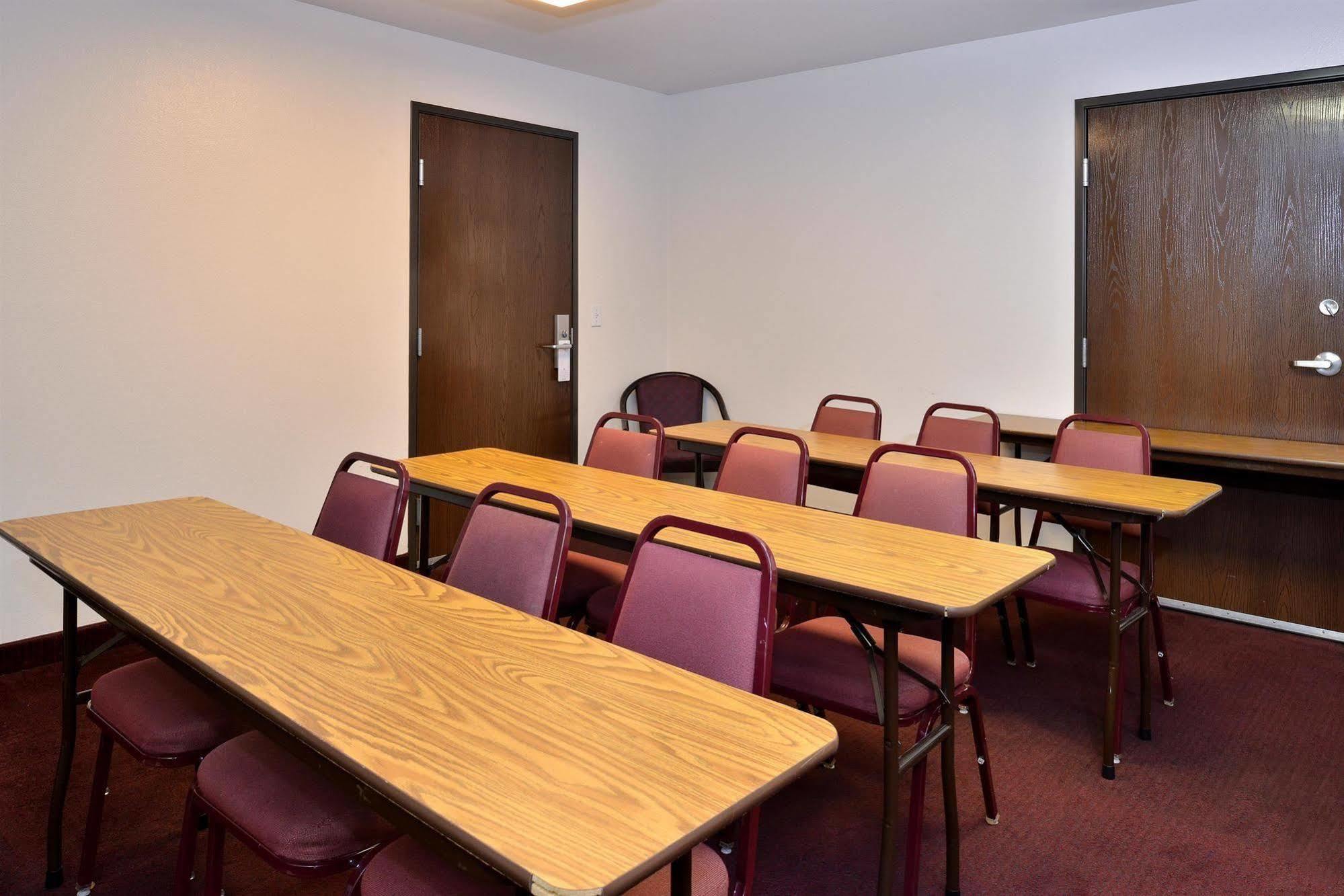 Americas Best Value Inn Somerville Texas Esterno foto