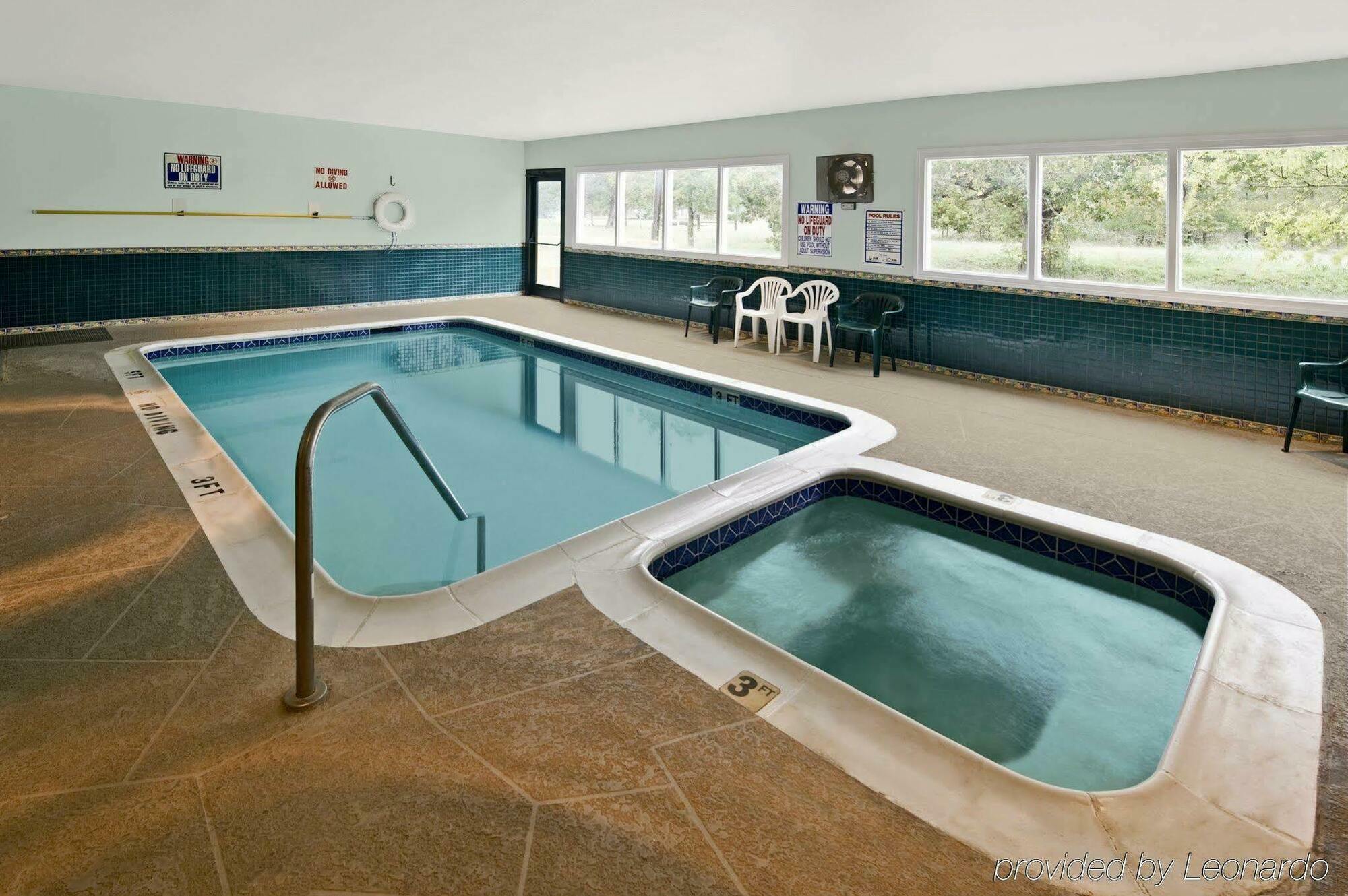 Americas Best Value Inn Somerville Texas Servizi foto